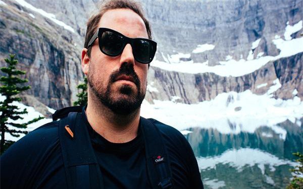 Trở thành triệu phú nhờ bitcoin nhưng chàng trai này lại khuyên mọi người: Đừng có điên mà đầu tư vào bitcoin!