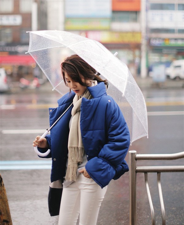 Ngày mai có mưa lạnh đến thế nào, thì chỉ cần chiếc áo này thôi là đủ ấm - Ảnh 5.