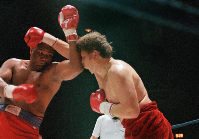 7 võ sĩ ục ịch nhất lịch sử quyền anh - Ảnh 2.