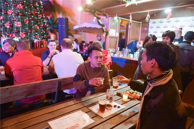 Hội chợ Giáng sinh phong cách Đức ở nhà thờ Cửa Bắc