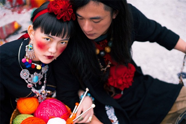 Cặp đôi Hà thành hóa trang thành dân du mục Mông Cổ, ôm rồng Nam Mỹ chụp ảnh cưới - Ảnh 20.