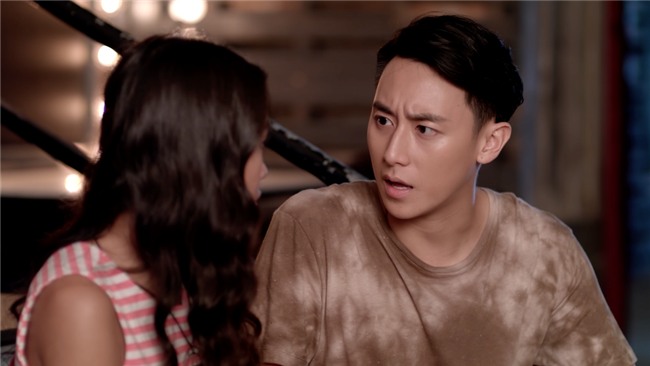 Glee: Cindy V lợi dụng Rocker Nguyễn và Hữu Vi quay clip nóng-9