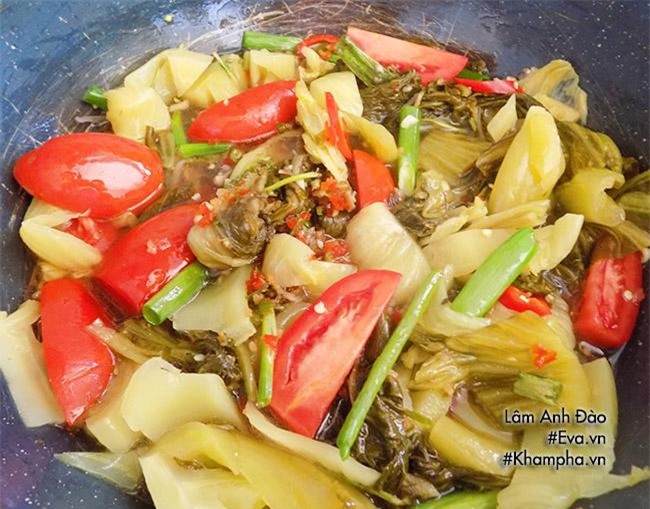 nong hoi vua an vua thoi voi ca om dua - 5