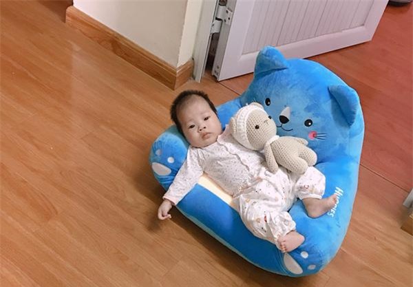 me 9x nam cho de con "vo tu" choi dien tu nhung khong lau sau lai "rot nuoc mat" - 4