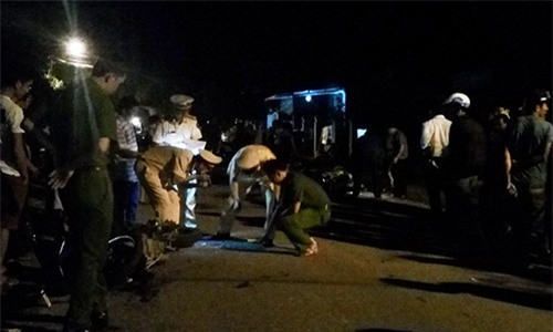 Chặn xe cô gái 20 tuổi giữa đường rồi đưa về nhà, dùng dao đe doạ rồi hiếp dâm - Ảnh 1.