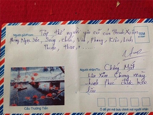 Bó tay với những kiểu ghi phong bì mừng cưới phong cách siêu lầy lội - Ảnh 1.