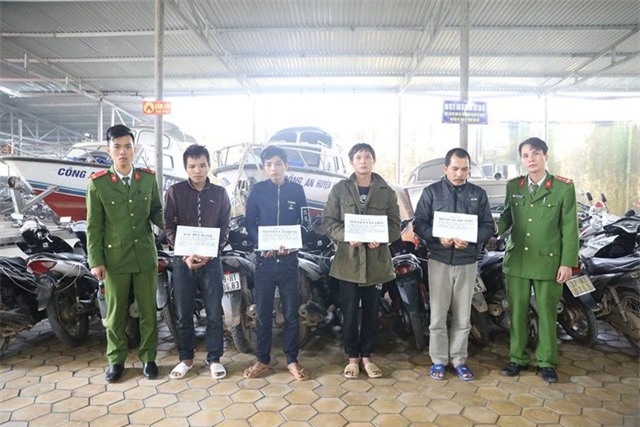 Hà Tĩnh: Giả làm bệnh nhân, 2 anh em ruột trộm hàng chục xe máy ở bệnh viện - Ảnh 1.