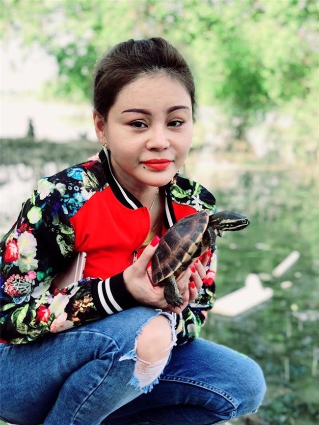 Khi ở Úc khiến Lê Giang gặp nhiều stress, cô khóc rất nhiều vì từ trước đến nay cô không có ý định bỏ xứ đến nơi khác lập nghiệp. Chỉ vì cuộc sống khó khăn nên buộc lòng cô phải làm mọi thứ để sống. - Tin sao Viet - Tin tuc sao Viet - Scandal sao Viet - Tin tuc cua Sao - Tin cua Sao