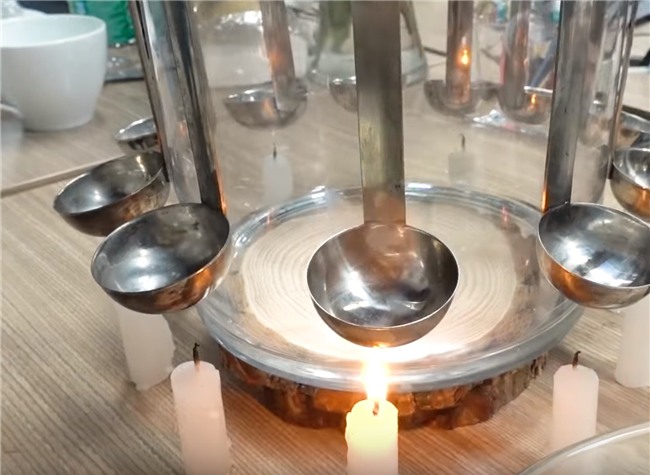 Thánh ăn công sở bán Takoyaki ngoài vỉa hè, người qua đường mua lia lịa - Ảnh 4.