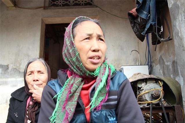 ha noi: bi chong duoi, dot quan ao phai di lang thang ca thang troi vi vo hui - 7