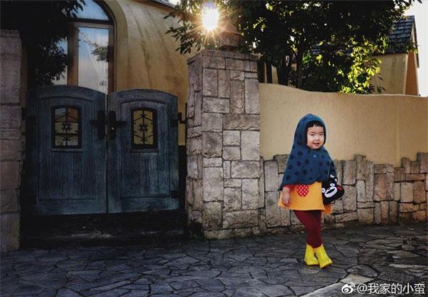 be gai "thanh an" trung quoc bat ngo tai xuat, trinh an uong van chua "ha nhiet" - 15