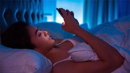 nhung thoi quen co hai cho suc khoe ban nen bo ngay - 2