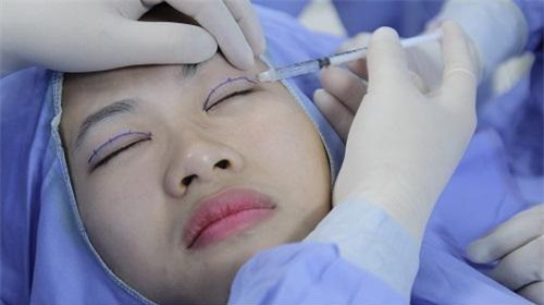 con sot cat mi o han va trung quoc da lan rong den viet nam nhu the nao? - 2