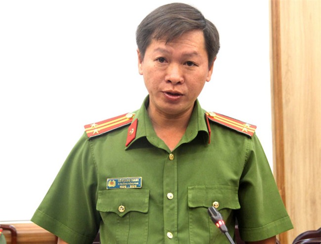 Bi doa giet, nguoi vo sat hai chong roi bo dau vao ba lo hinh anh 1