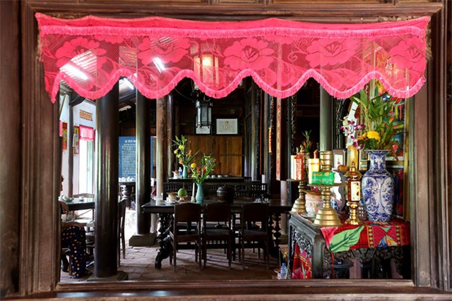 ngoi nha co co 120 cot go quy doc nhat o mien tay hinh anh 12