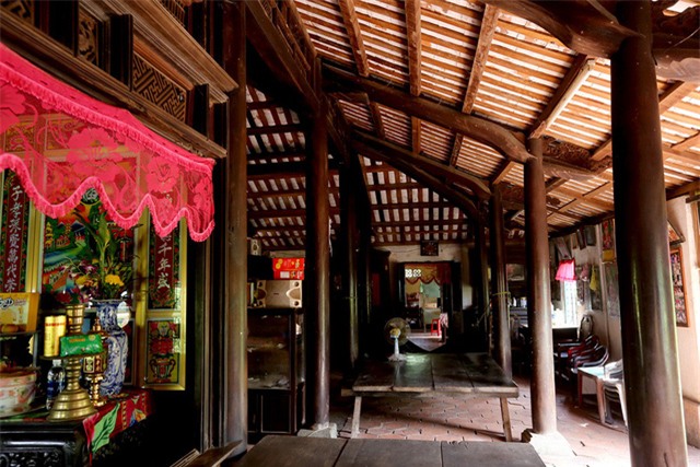 ngoi nha co co 120 cot go quy doc nhat o mien tay hinh anh 14