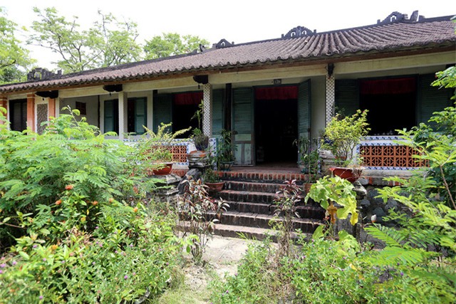 ngoi nha co co 120 cot go quy doc nhat o mien tay hinh anh 8