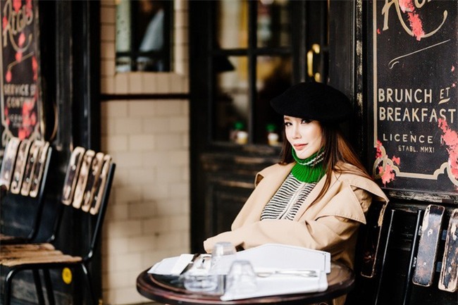 Gương mặt của Hồ Quỳnh Hương lại tiếp tục khác lạ trong loạt ảnh mới - Ảnh 5.