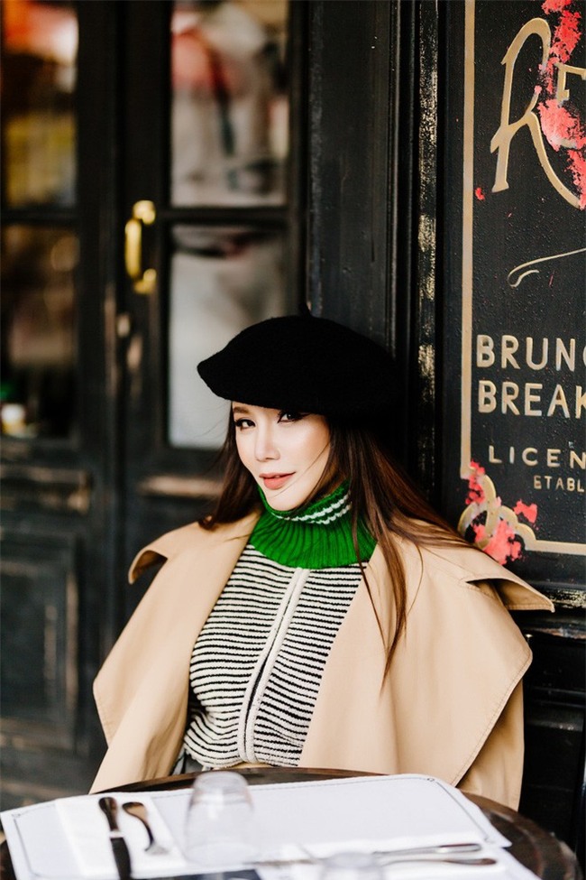 Gương mặt của Hồ Quỳnh Hương lại tiếp tục khác lạ trong loạt ảnh mới - Ảnh 7.