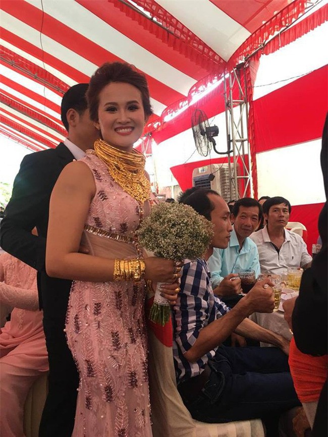 10 đám cưới Việt không phải của sao showbiz nhưng cực kỳ xa hoa khiến MXH nô nức chỉ dám nhìn không dám ước trong năm 2017 - Ảnh 44.