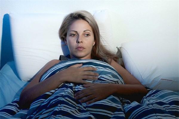 nhung nguyen nhan khien ban thuong xuyen dau dau buoi sang - 2