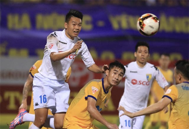 Thành Chung (16) xứng đáng được gọi lên U23 Việt Nam vì những tiến bộ không ngừng	Ảnh: Đức Cường
