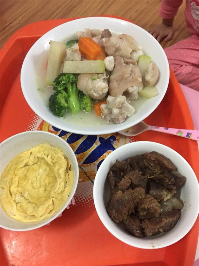 Hết năm đến nơi, bao chị em vẫn đang ế, nhìn chồng người ta massage cho con mà phấn đấu cưới nhanh này! - Ảnh 4.