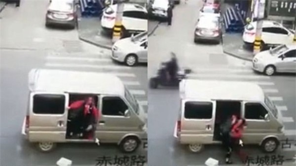 Cô bé bị bắt cóc trên phố giữa ban ngày: Các phụ huynh cảnh giác thủ đoạn tinh vi này - Ảnh 2.