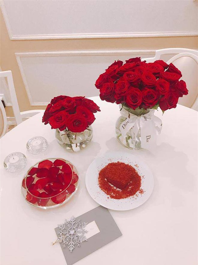 Loạt ảnh hiếm hoi về không gian sống sang chảnh của Hoa hậu Phạm Hương - Ảnh 1.