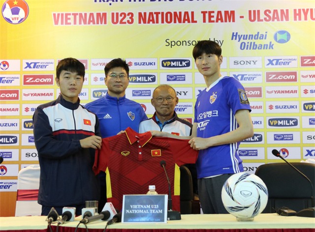 U23 Việt Nam và CLB Huyndai sẽ có trận giao hữu tại Hàng Đẫy vào ngày mai - Ảnh: Gia Hưng