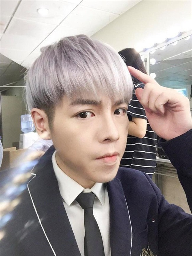 Đức Phúc - Thúy Vi: hai màn lột xác nhờ thẩm mỹ thành công nhất năm 2017 - Ảnh 9.