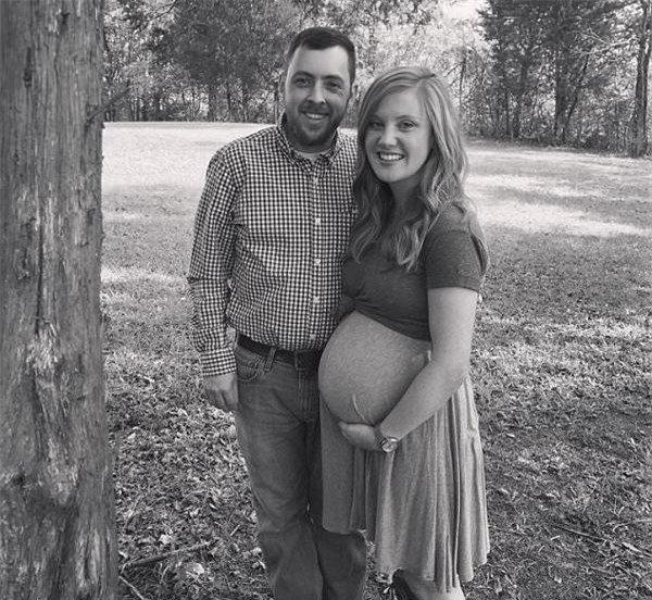 ky la be gai chao doi chi kem me 1 tuoi - 2