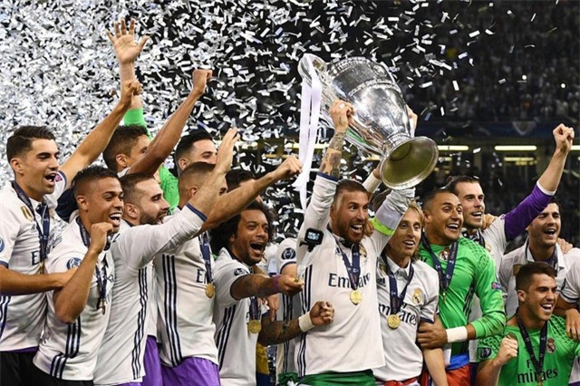 
Real Madrid vô địch hai năm liên tiếp ở Champions League
