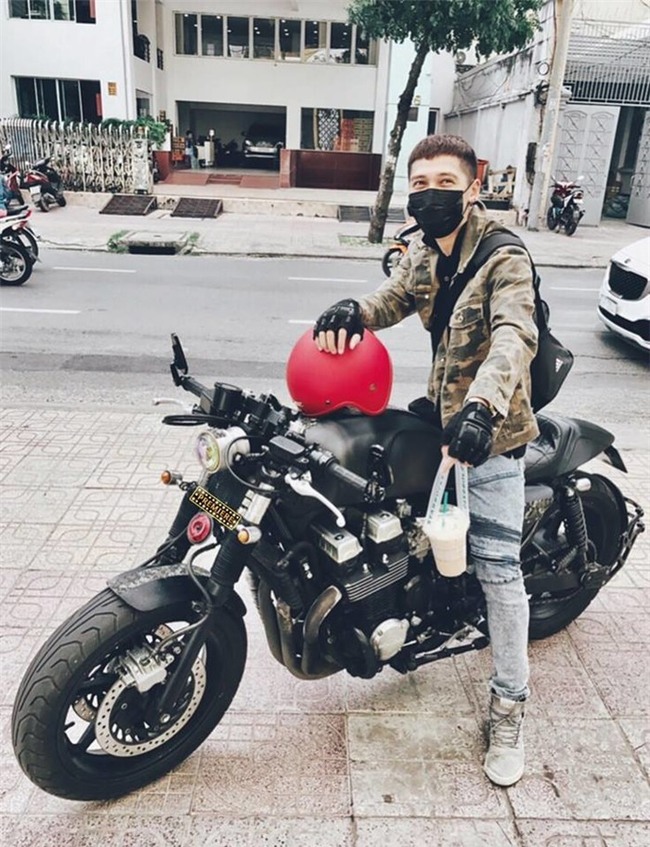 Những sao Việt giàu nứt vách đổ tường nhưng thích đi motor hơn xế hộp - Tin sao Viet - Tin tuc sao Viet - Scandal sao Viet - Tin tuc cua Sao - Tin cua Sao