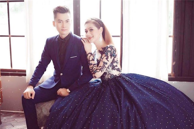 Lâm Khánh Chi diện 15 bộ áo cưới, chú rể diện 13 lễ phục, tổng trị giá 1 tỷ rưỡi trong lễ kết hôn-2