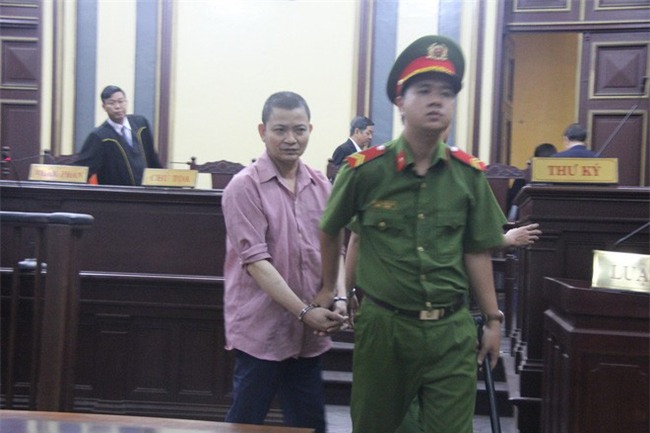 Dìm chết vợ trong thùng nước rồi thản nhiên chở về quê an táng, người chồng đối diện án tử hình - Ảnh 5.