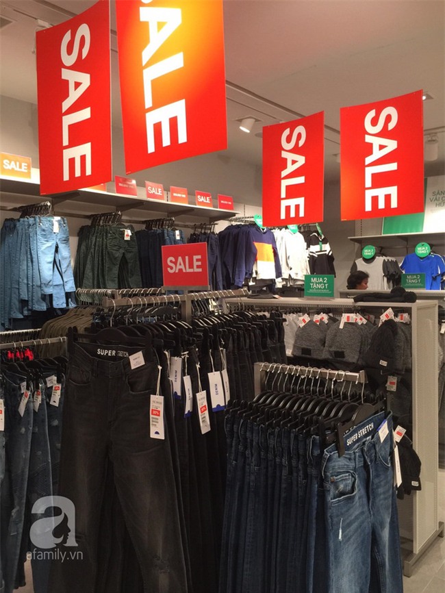 H&M sale 50% nhưng tìm được đồ để mua thì... hơi khó - Ảnh 9.