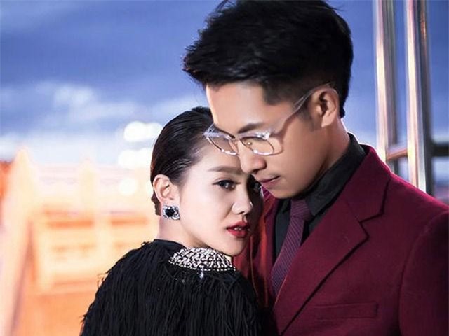 phat nguong vi vo nang nguc to nhu qua bong, di dau ai cung xi xao - 1
