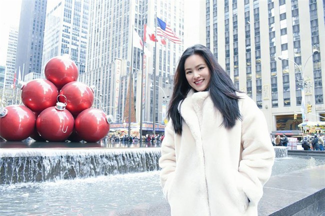 Lâu lắm mới thấy Kỳ Duyên diện đồ điệu, còn Hà Tăng thì đẹp khỏi bàn trong street style tuần này - Ảnh 16.