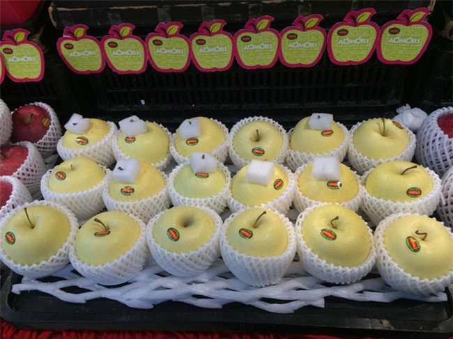 400.000 dong/kg tao nhat, nhieu nguoi viet san lung mua ve an hinh anh 4