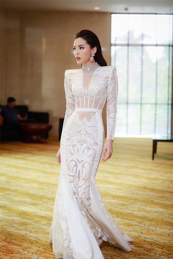 Top 5 nữ hoàng thảm đỏ showbiz Việt năm 2017-8