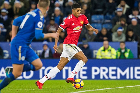 Phung phi co hoi, MU bi Man City bo xa voi khoang cach ky luc hinh anh 8