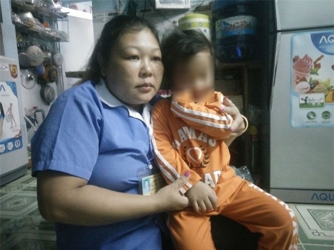 Bé gái 4 tuổi bị bạo hành ở Mầm Xanh tiếp tục có dấu hiệu bị đánh đập ở cơ sở giữ trẻ mới - Ảnh 1.