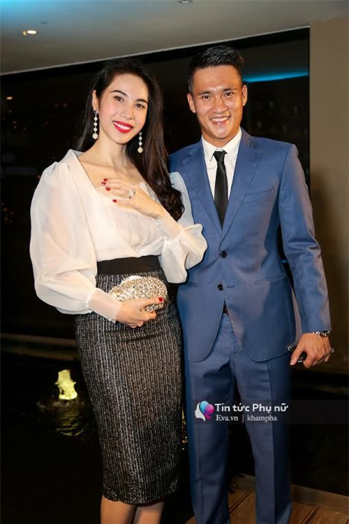 thuy tien dien mot xuyen thau, khoe ve nong bong ben canh ong xa cong vinh - 5