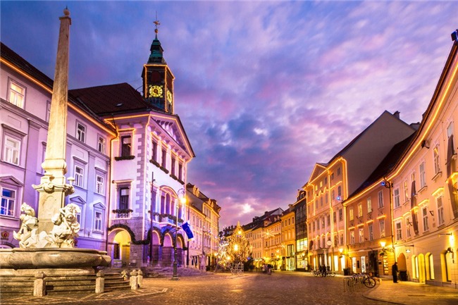 Không khí Giáng sinh ngập tràn trên toàn thế giới