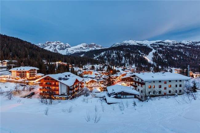 Không khí Giáng sinh ngập tràn trên toàn thế giới