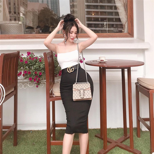 Thay vì làm “nữ hoàng thảm đỏ”, năm 2017 Angela Phương Trinh chuyển mình làm “nữ hoàng siêu vòng 3” - Ảnh 18.