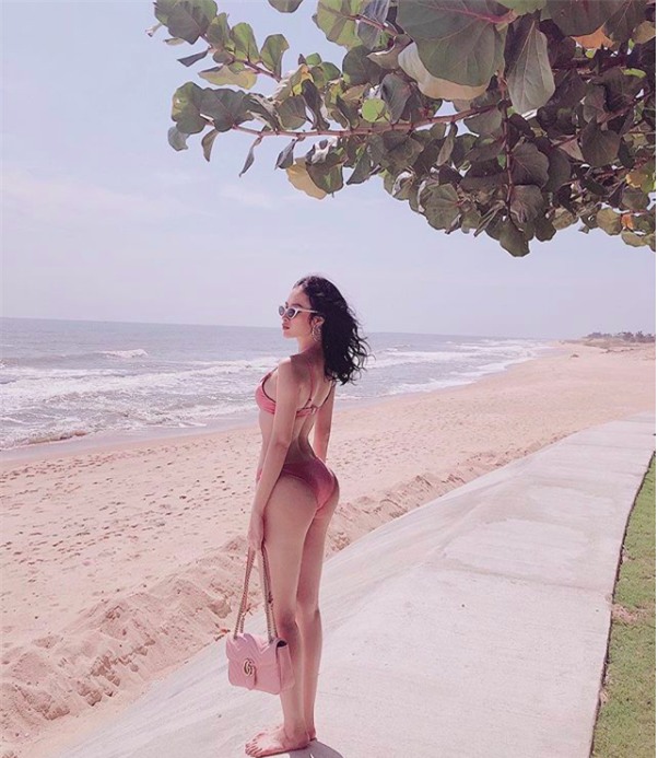 Thay vì làm “nữ hoàng thảm đỏ”, năm 2017 Angela Phương Trinh chuyển mình làm “nữ hoàng siêu vòng 3” - Ảnh 4.
