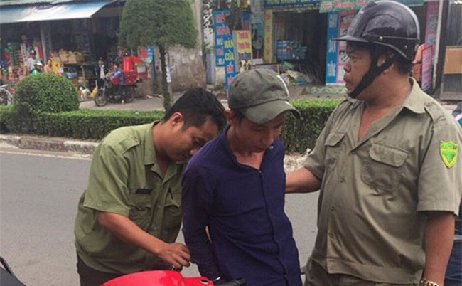 Uống thuốc diệt cỏ rồi đi sát hại vợ cũ