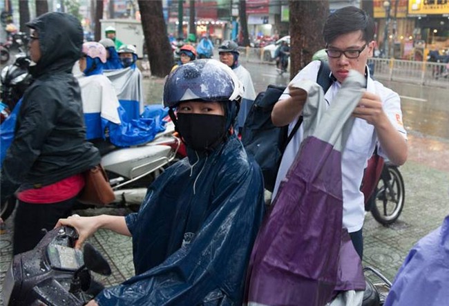 bão số 16,Tembin,học sinh